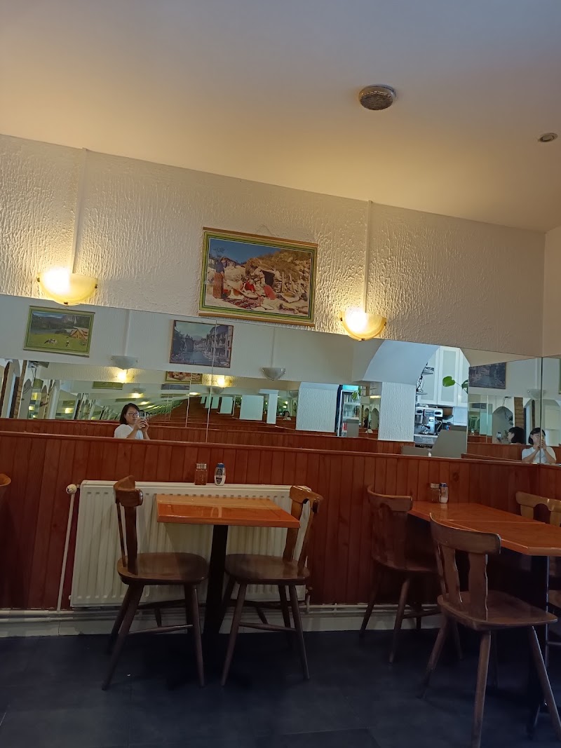 Döner Kebab "Etoile Snack & Restaurant"