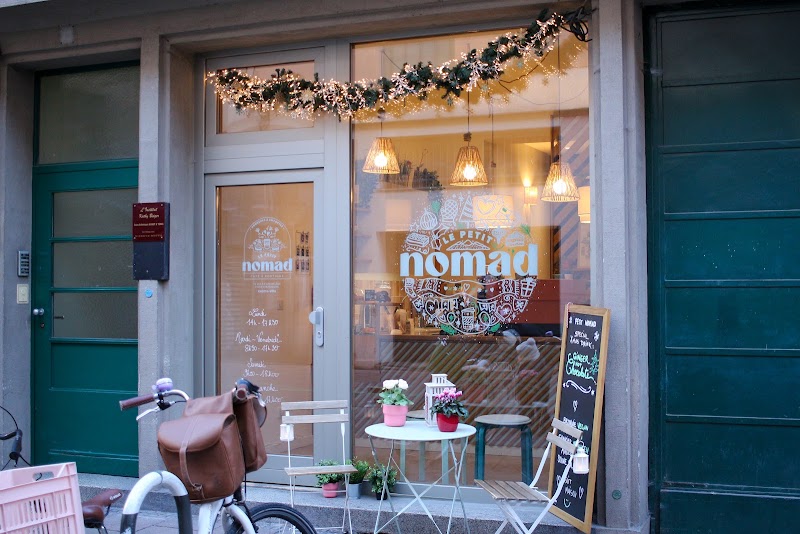 Nomad Café