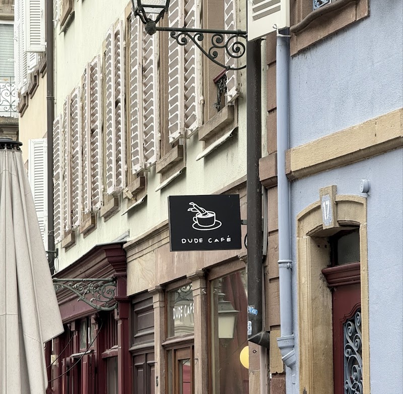 Dude Café