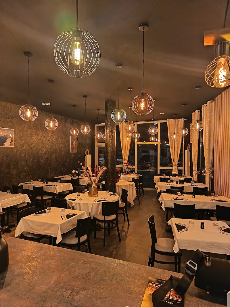 Arya restaurant