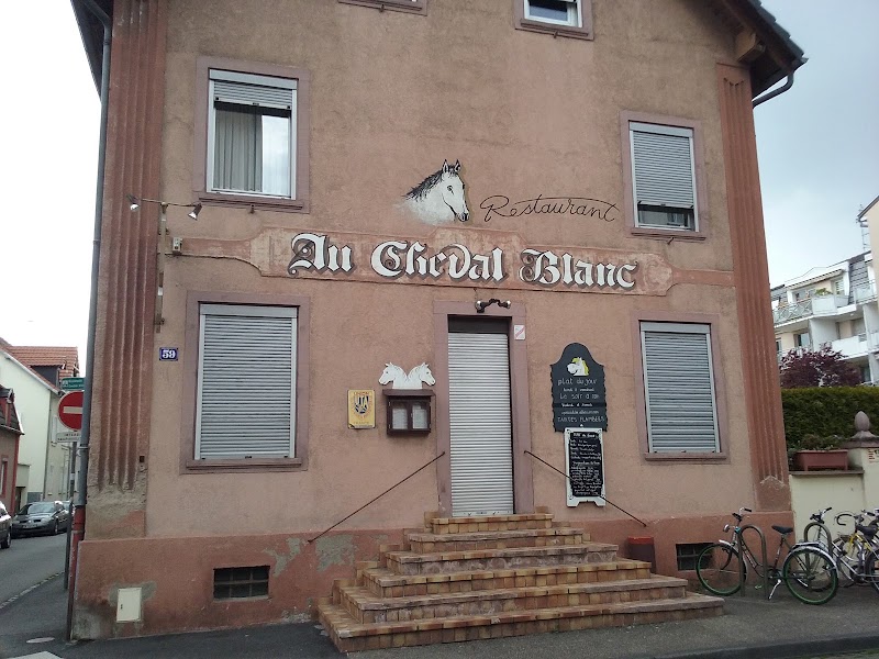 Au Cheval Blanc