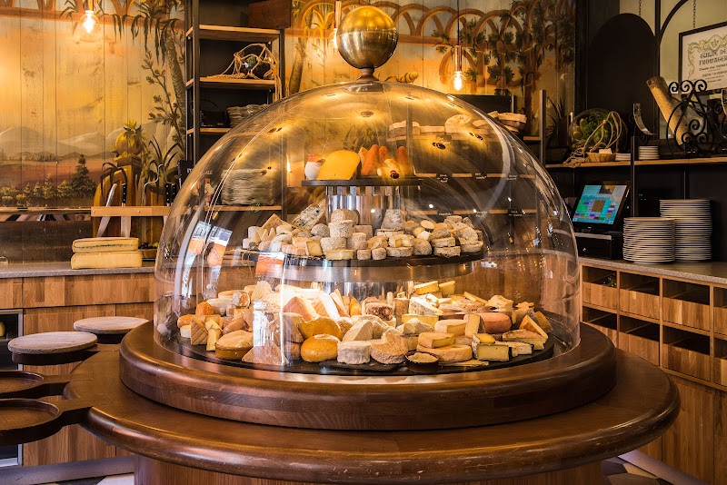 La Cloche à Fromage RESTAURANT — restaurant Alsacien à Strasbourg