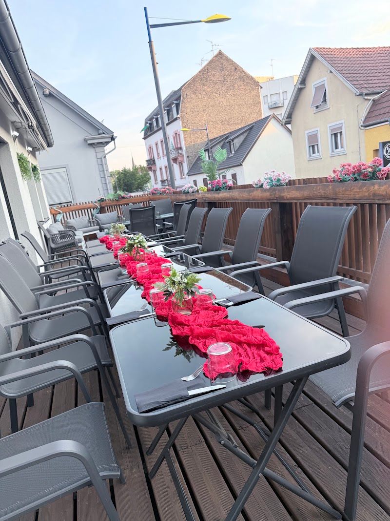 The moon — restaurant Français à Bischheim